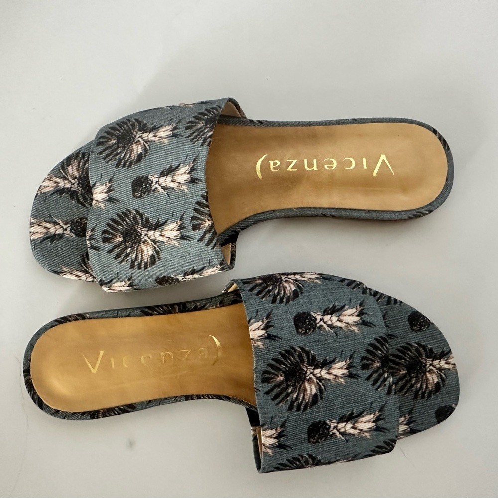 Vicenza Blue Floral Women's Slides